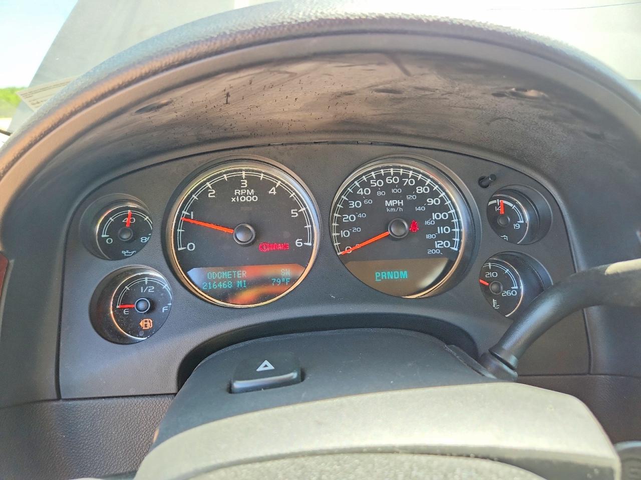 2011 CHEVROLET SUBURBAN K1500 LS photo 25