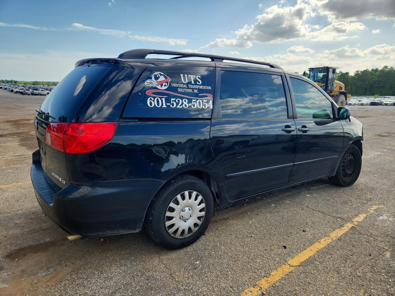 2008 TOYOTA SIENNA CE 7-PASSENGER photo 5