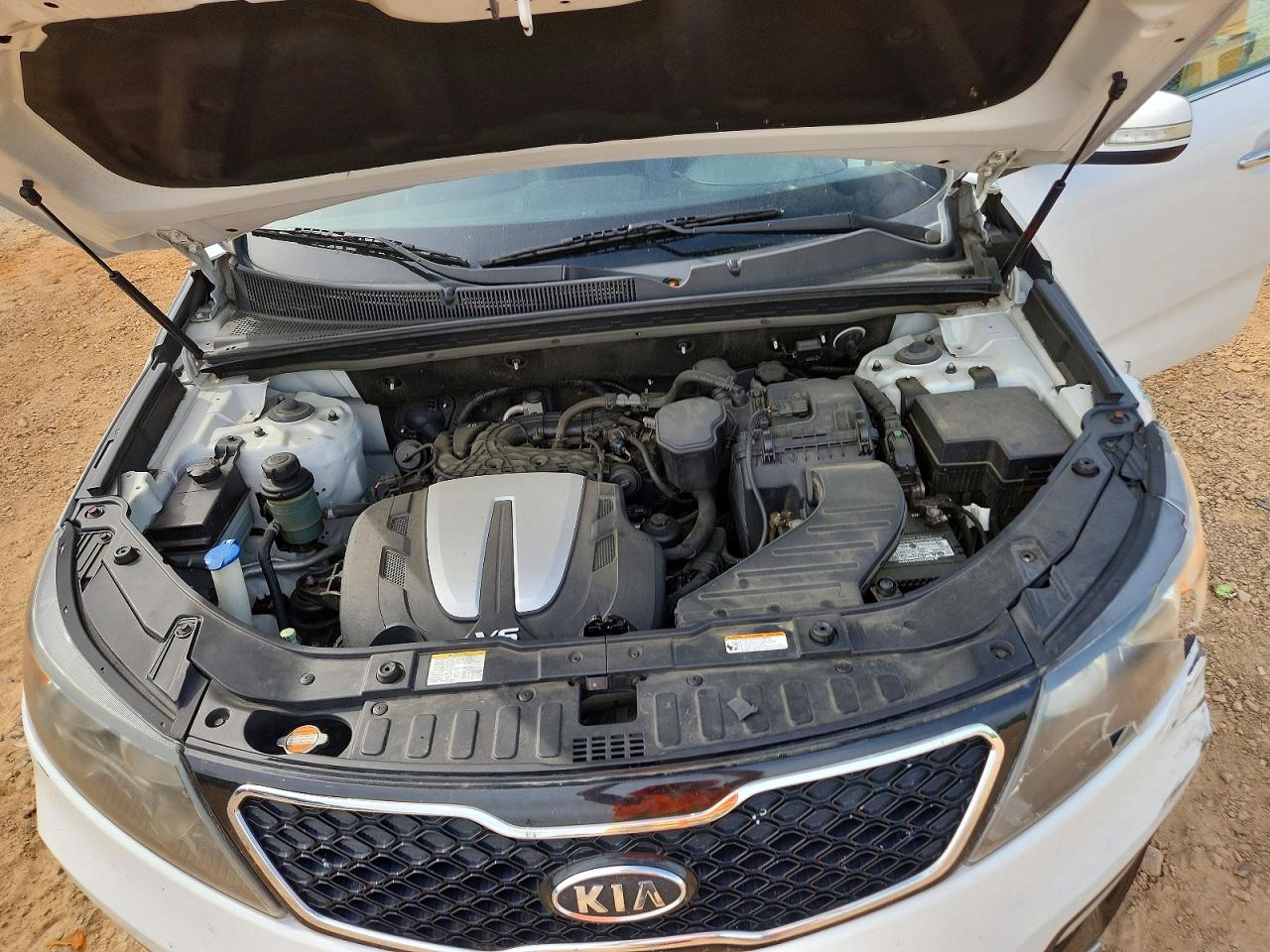 2011 KIA SORENTO SX photo 23
