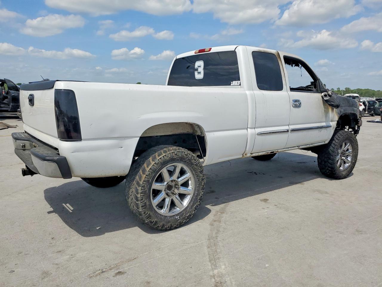 2006 GMC NEW SIERRA K1500 photo 7