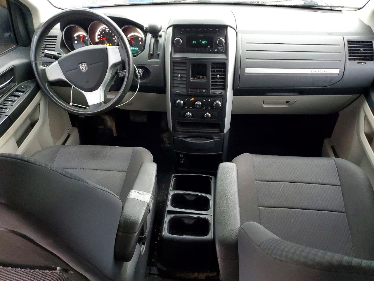 2010 DODGE GRAND CARAVAN SE photo 15