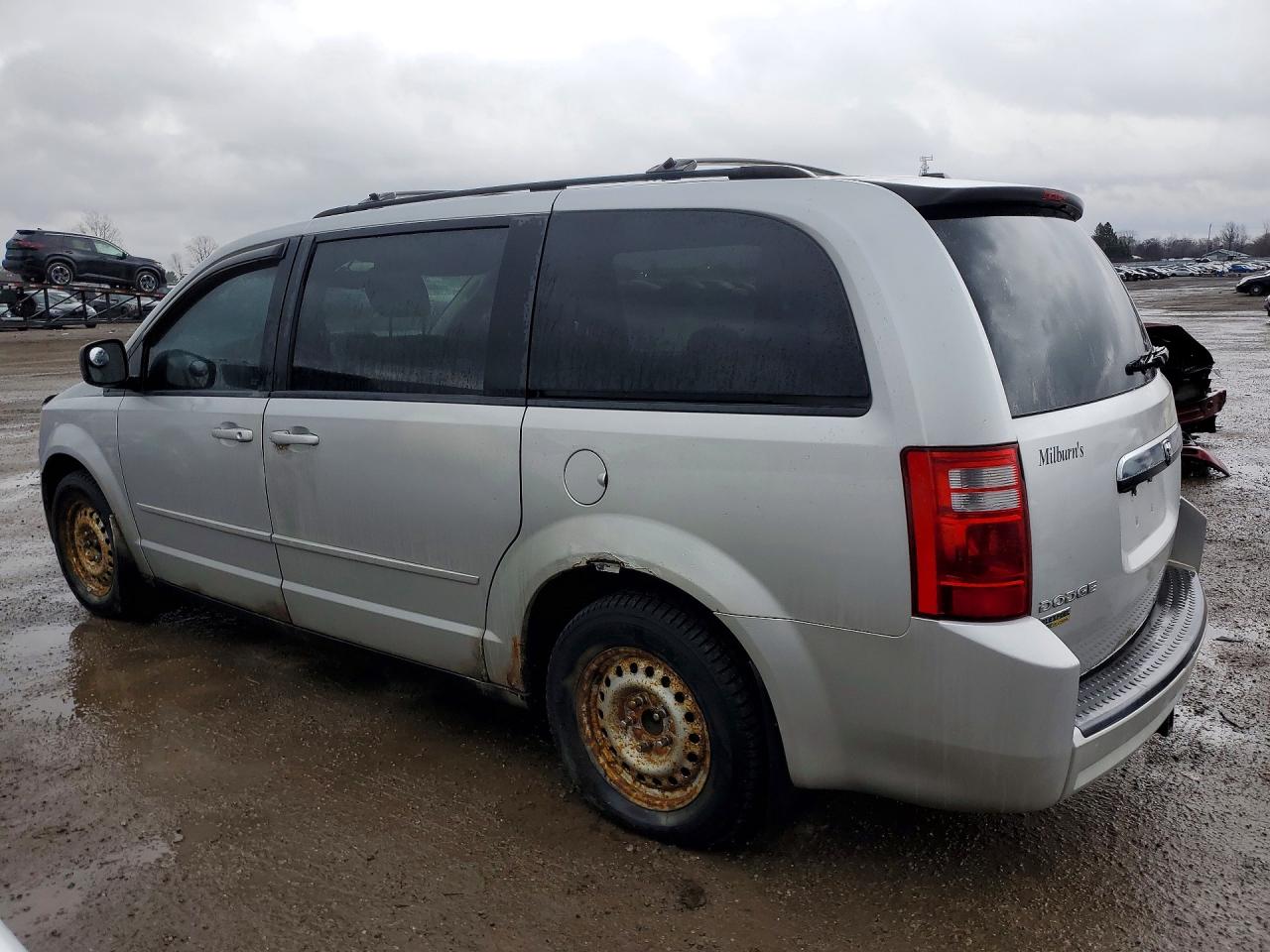 2010 DODGE GRAND CARAVAN SE photo 3