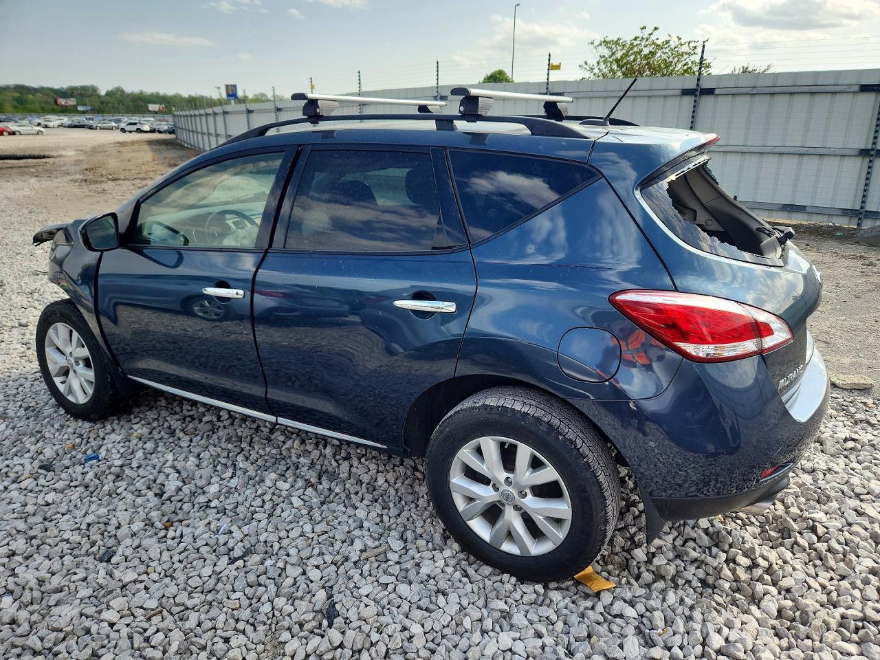 2014 NISSAN MURANO S photo 3
