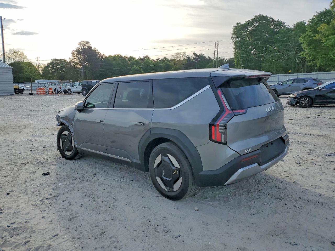 2024 KIA EV9 LIGHT photo 4