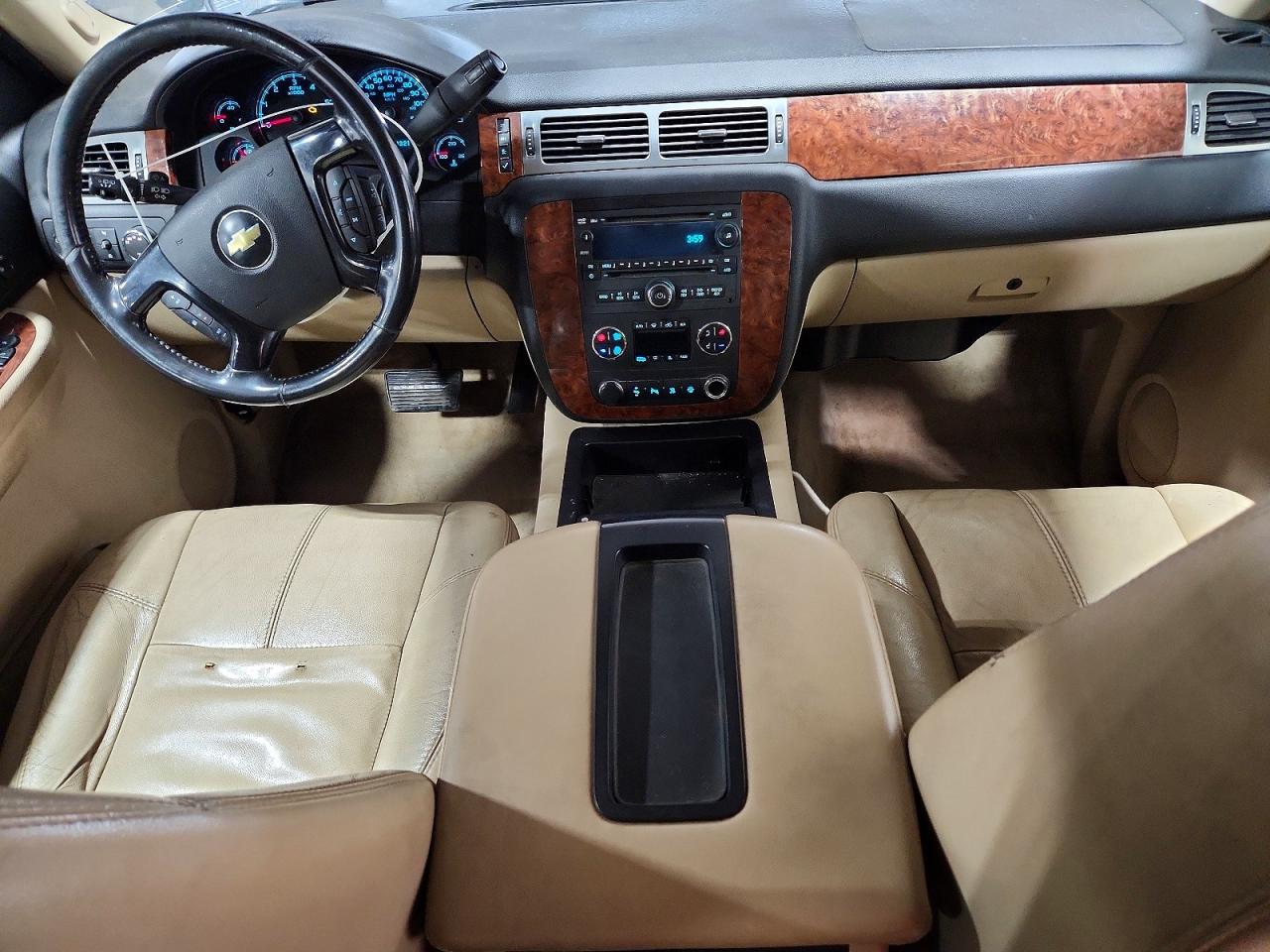 2007 CHEVROLET SUBURBAN K1500 photo 8