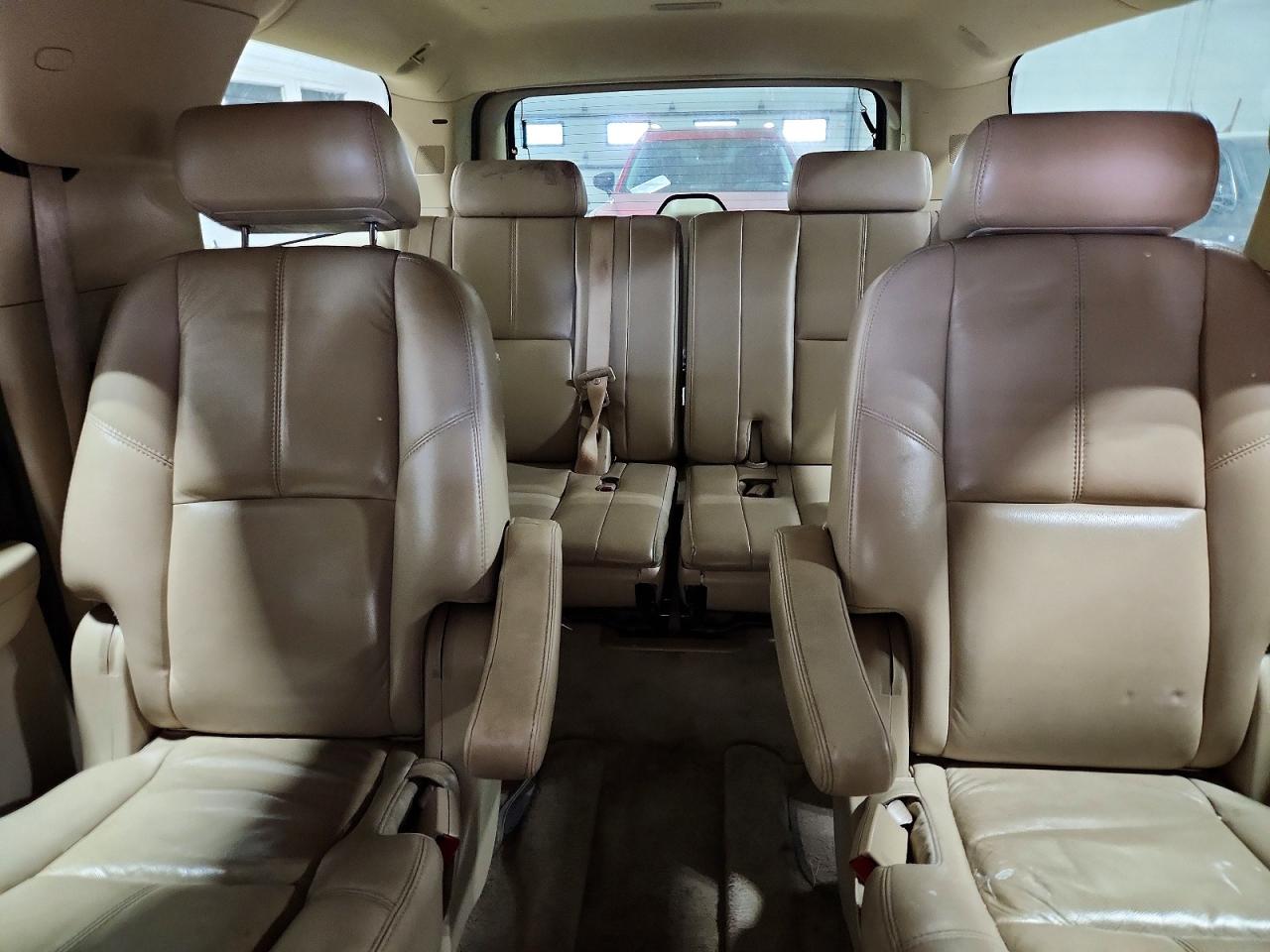 2007 CHEVROLET SUBURBAN K1500 photo 10