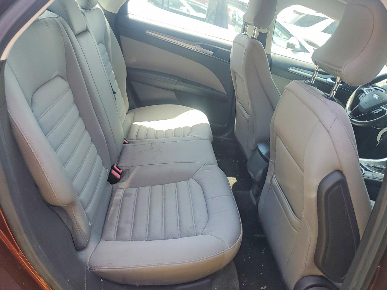 2015 FORD FUSION S photo 28