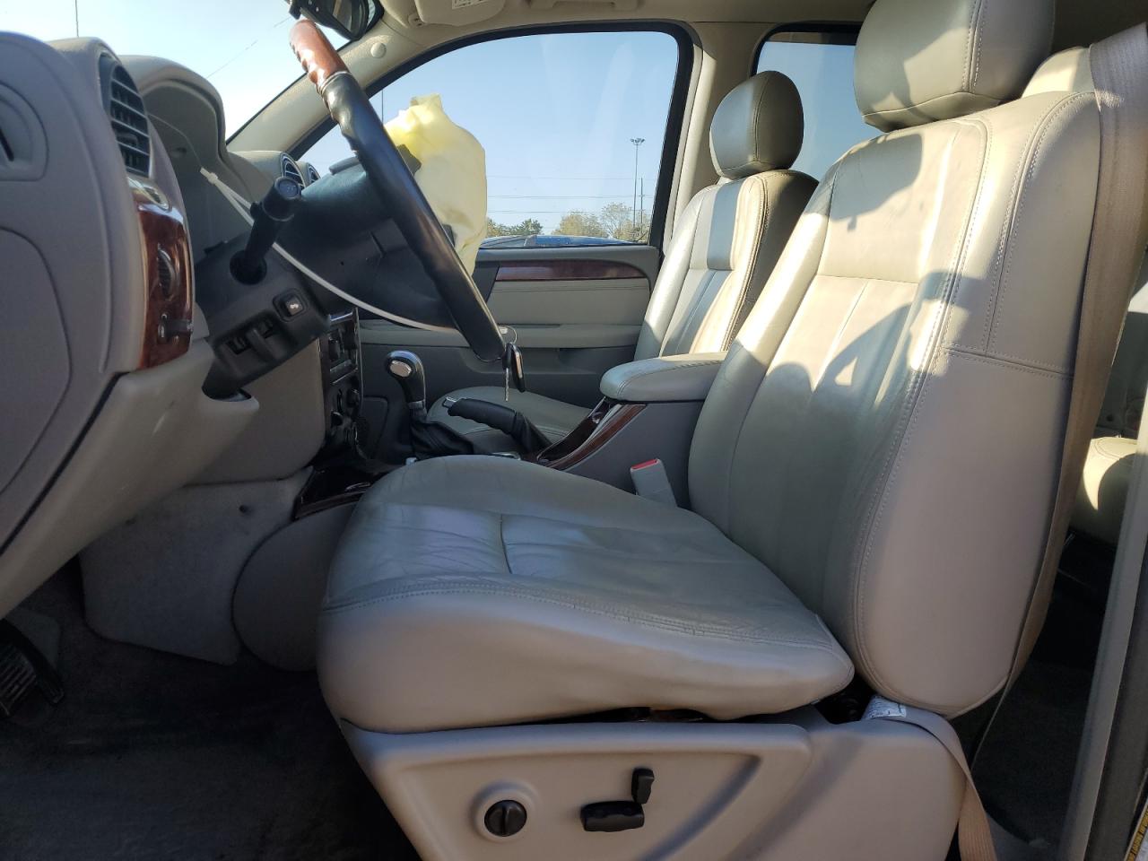 2005 GMC ENVOY DENALI photo 7