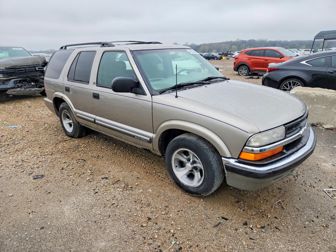 2000 CHEVROLET BLAZER photo 7