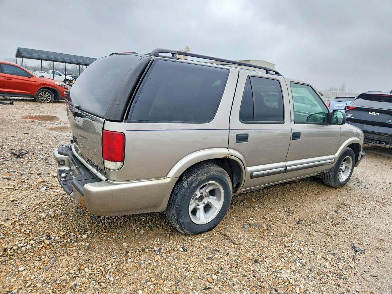 2000 CHEVROLET BLAZER photo 5