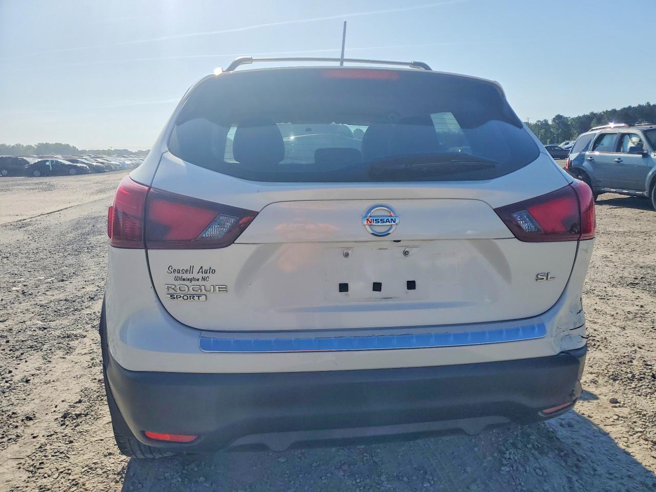 2018 NISSAN ROGUE SPORT photo 11