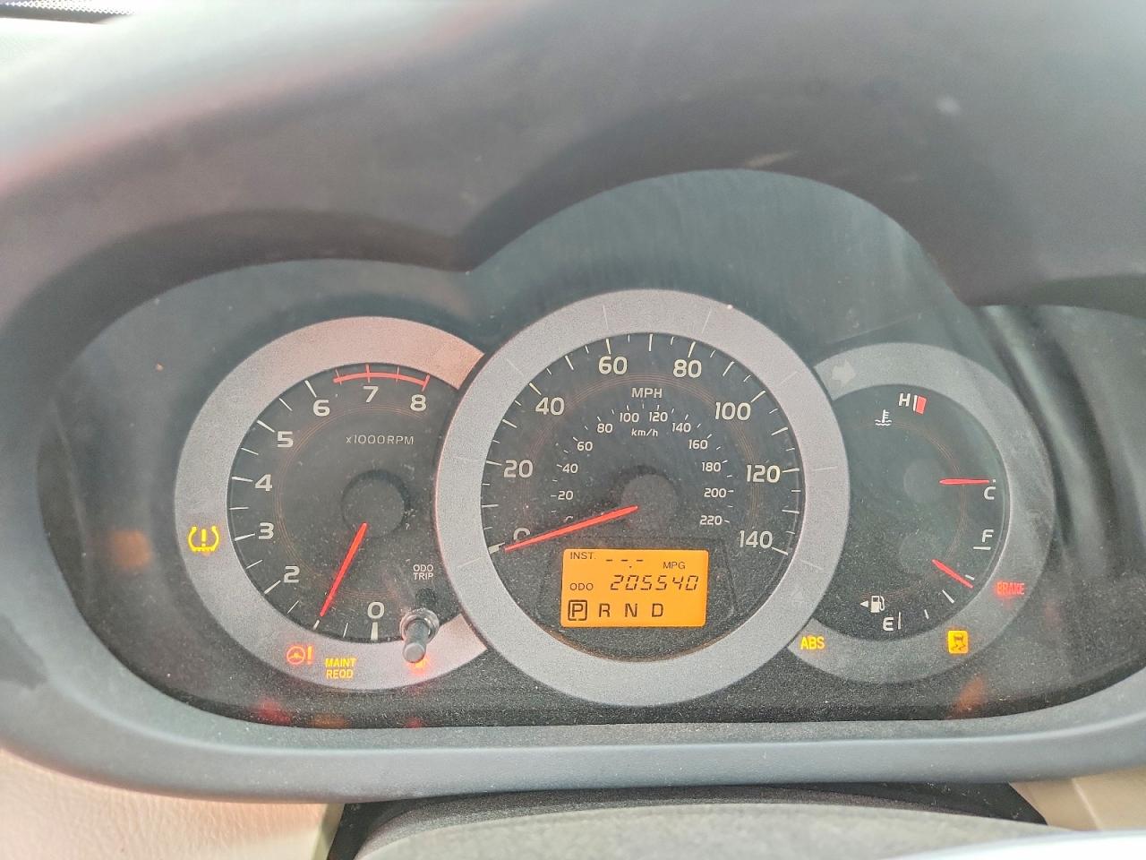 2011 TOYOTA RAV4 BASE photo 25