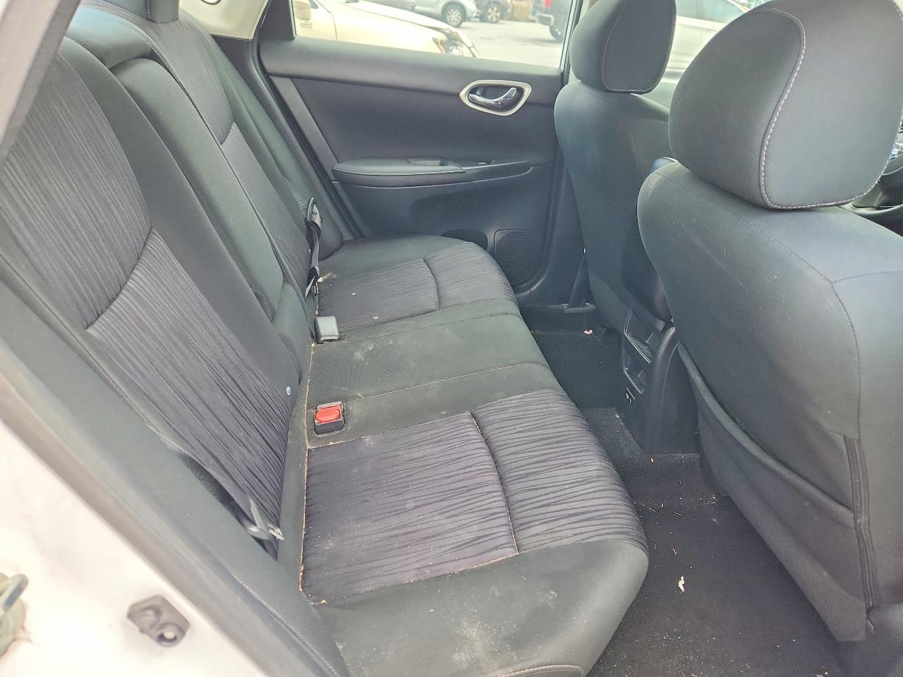 2019 NISSAN SENTRA SV photo 19
