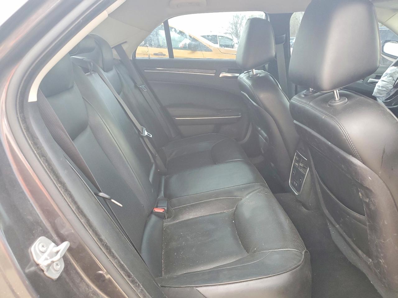 2019 CHRYSLER 300 LIMITED photo 28