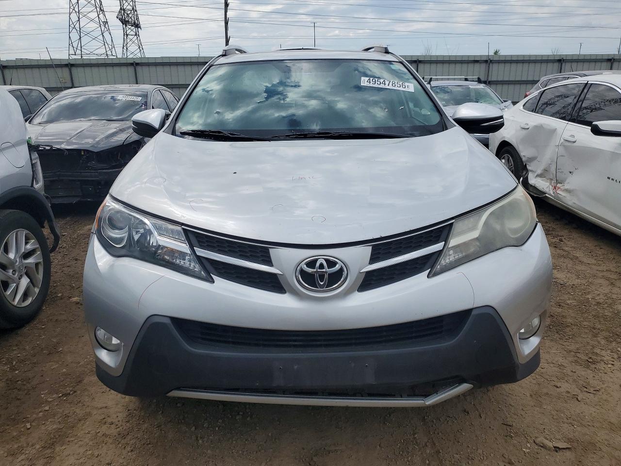 2014 TOYOTA RAV4 XLE photo 13