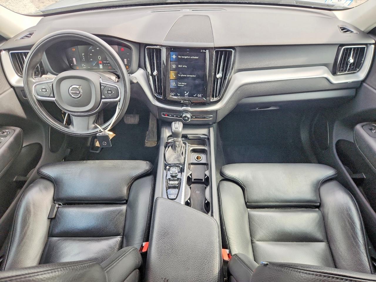 2019 VOLVO XC60 T6 MOMENTUM photo 15