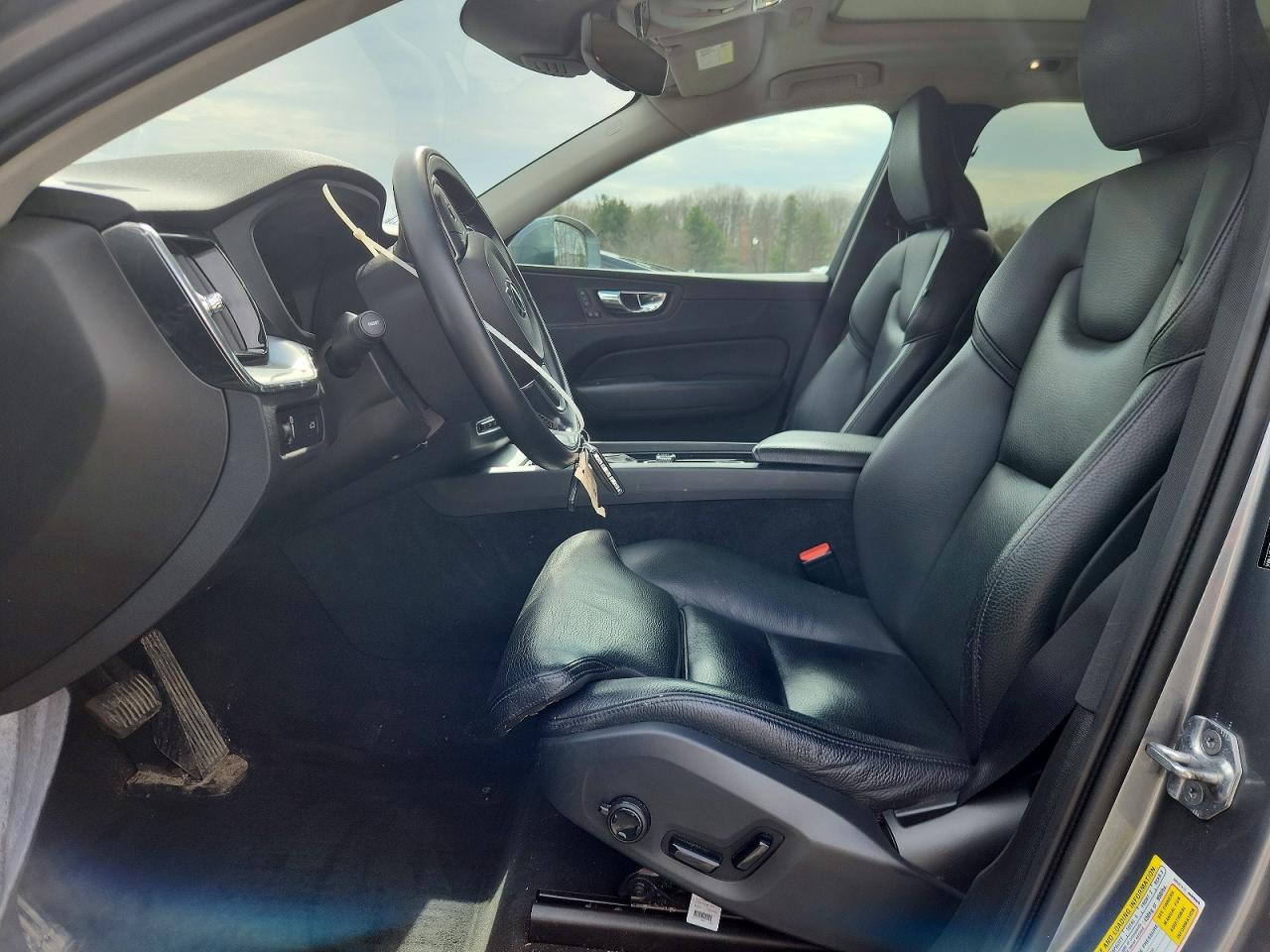 2019 VOLVO XC60 T6 MOMENTUM photo 13