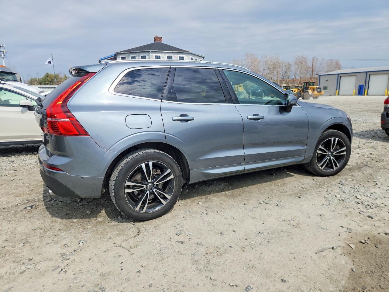 2019 VOLVO XC60 T6 MOMENTUM photo 5