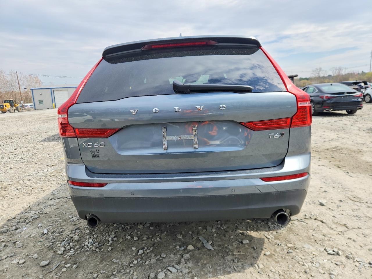2019 VOLVO XC60 T6 MOMENTUM photo 11