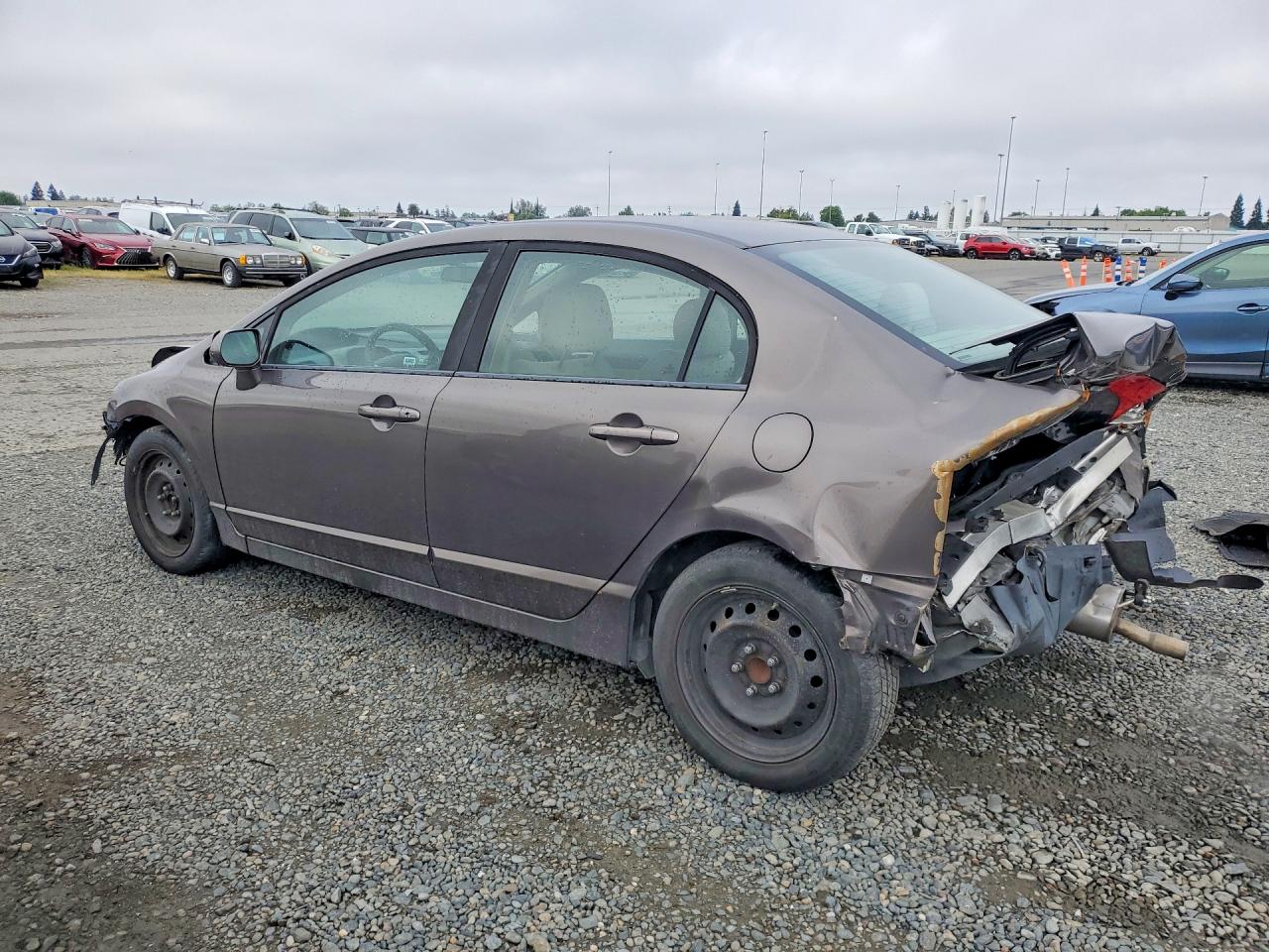 2010 HONDA CIVIC LX photo 4