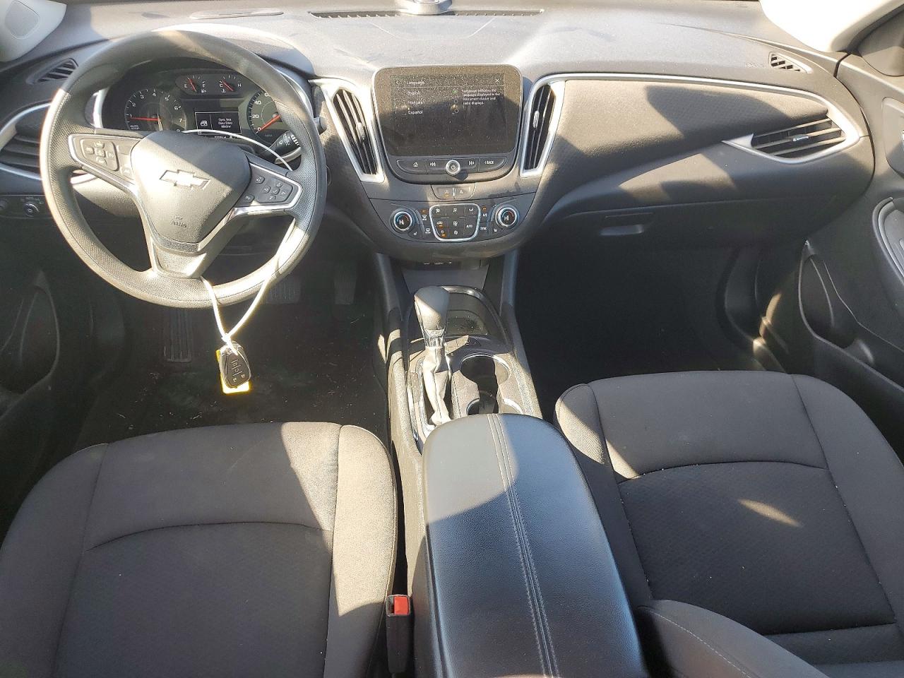2024 CHEVROLET MALIBU LT photo 8