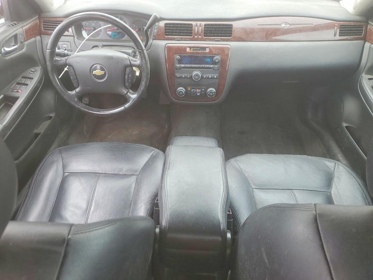 2011 CHEVROLET IMPALA LT photo 8