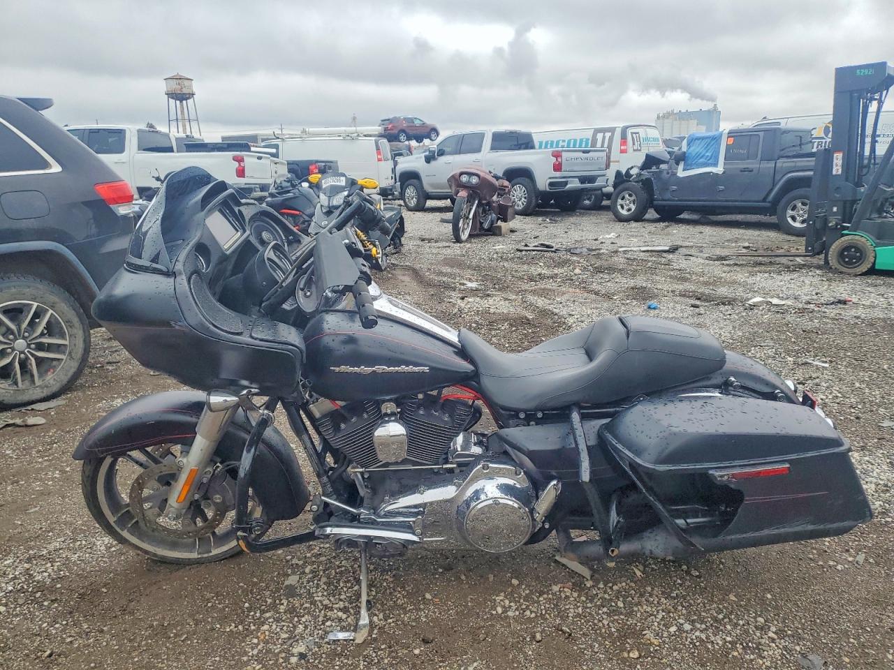 2015 HARLEY-DAVIDSON FLTRXS ROAD GLIDE SPECIAL photo 3