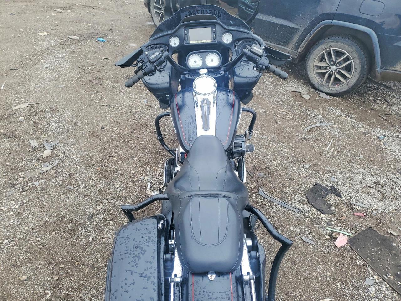 2015 HARLEY-DAVIDSON FLTRXS ROAD GLIDE SPECIAL photo 6