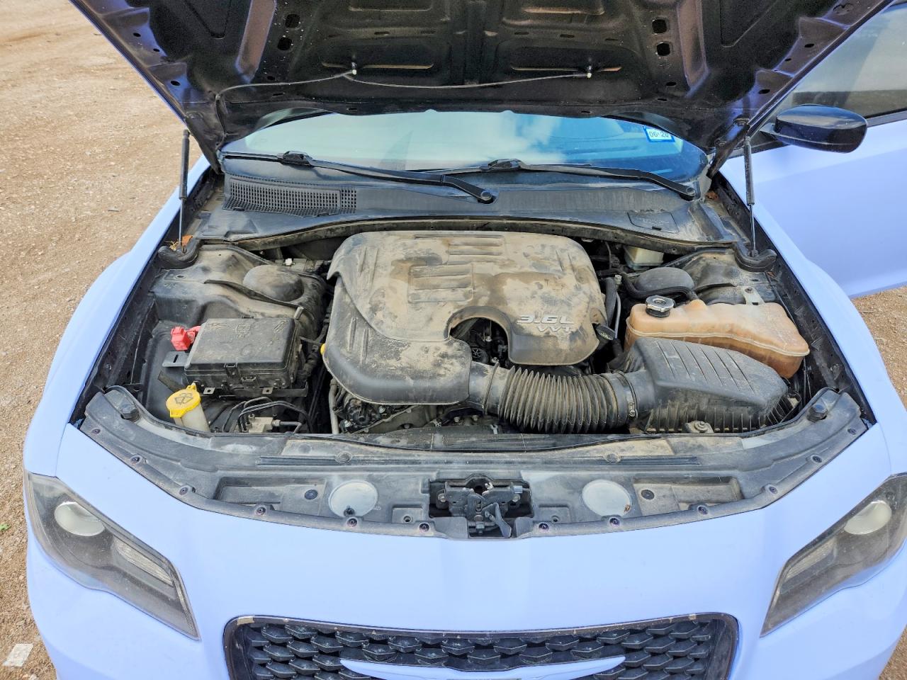 2020 CHRYSLER 300 TOURING photo 31