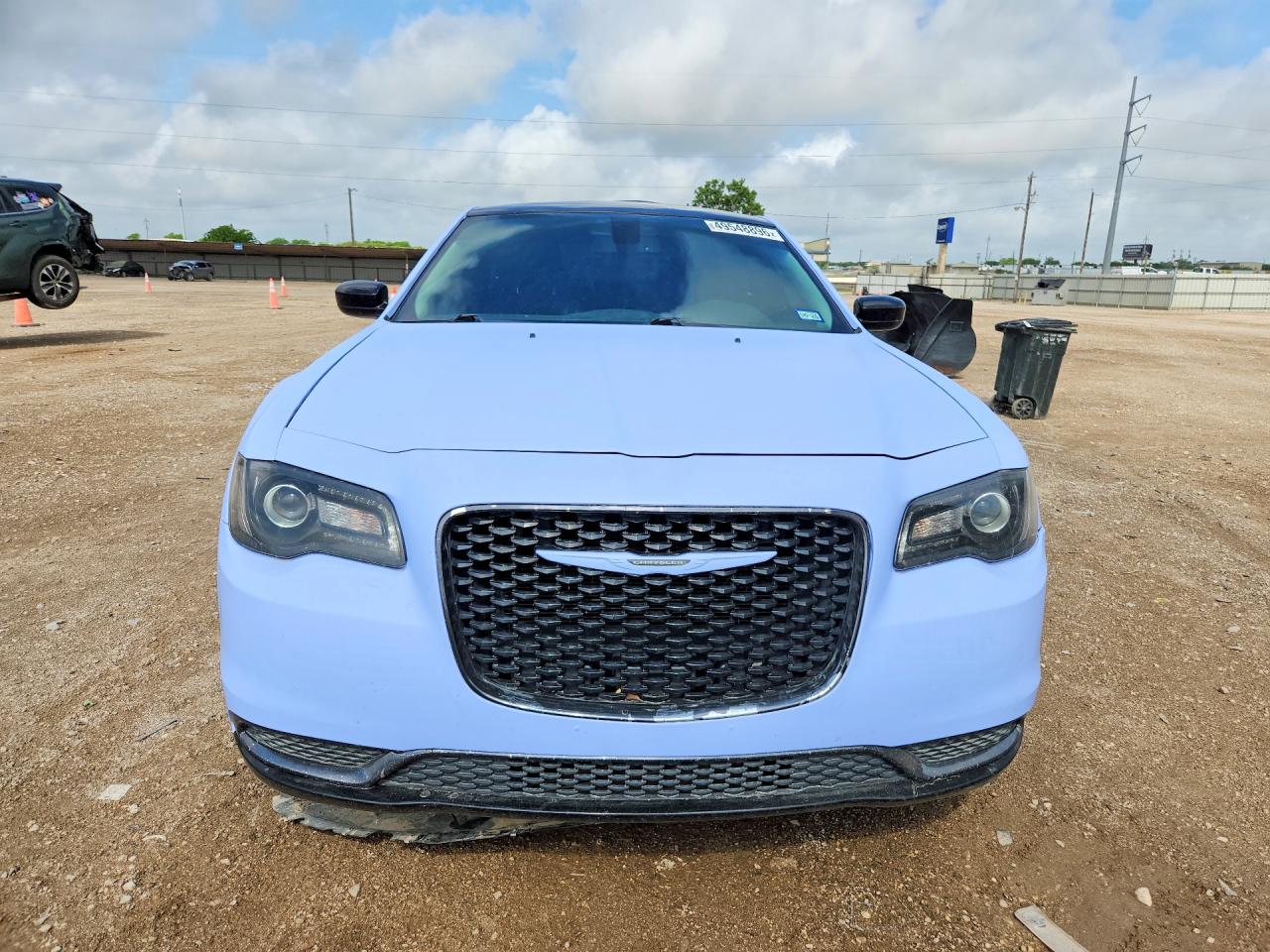 2020 CHRYSLER 300 TOURING photo 13