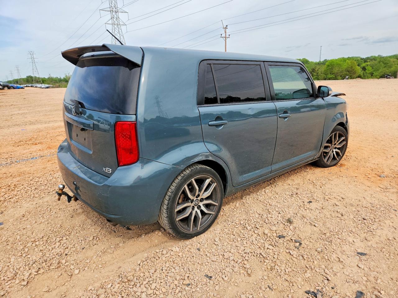 2009 TOYOTA SCION XB photo 7