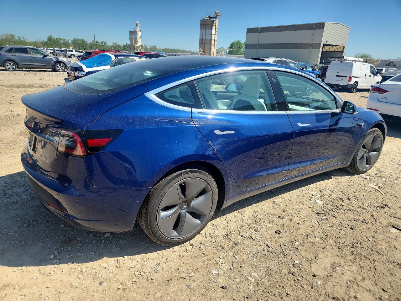 2019 TESLA MODEL 3 photo 5