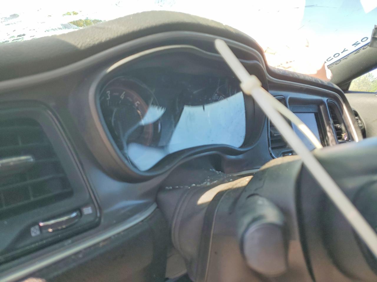 2022 DODGE CHALLENGER SXT photo 17