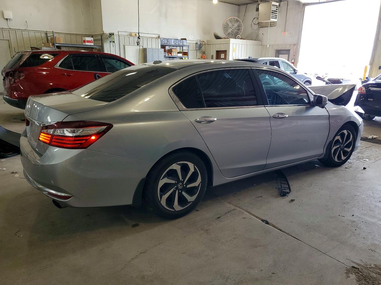 2017 HONDA ACCORD EXL photo 5