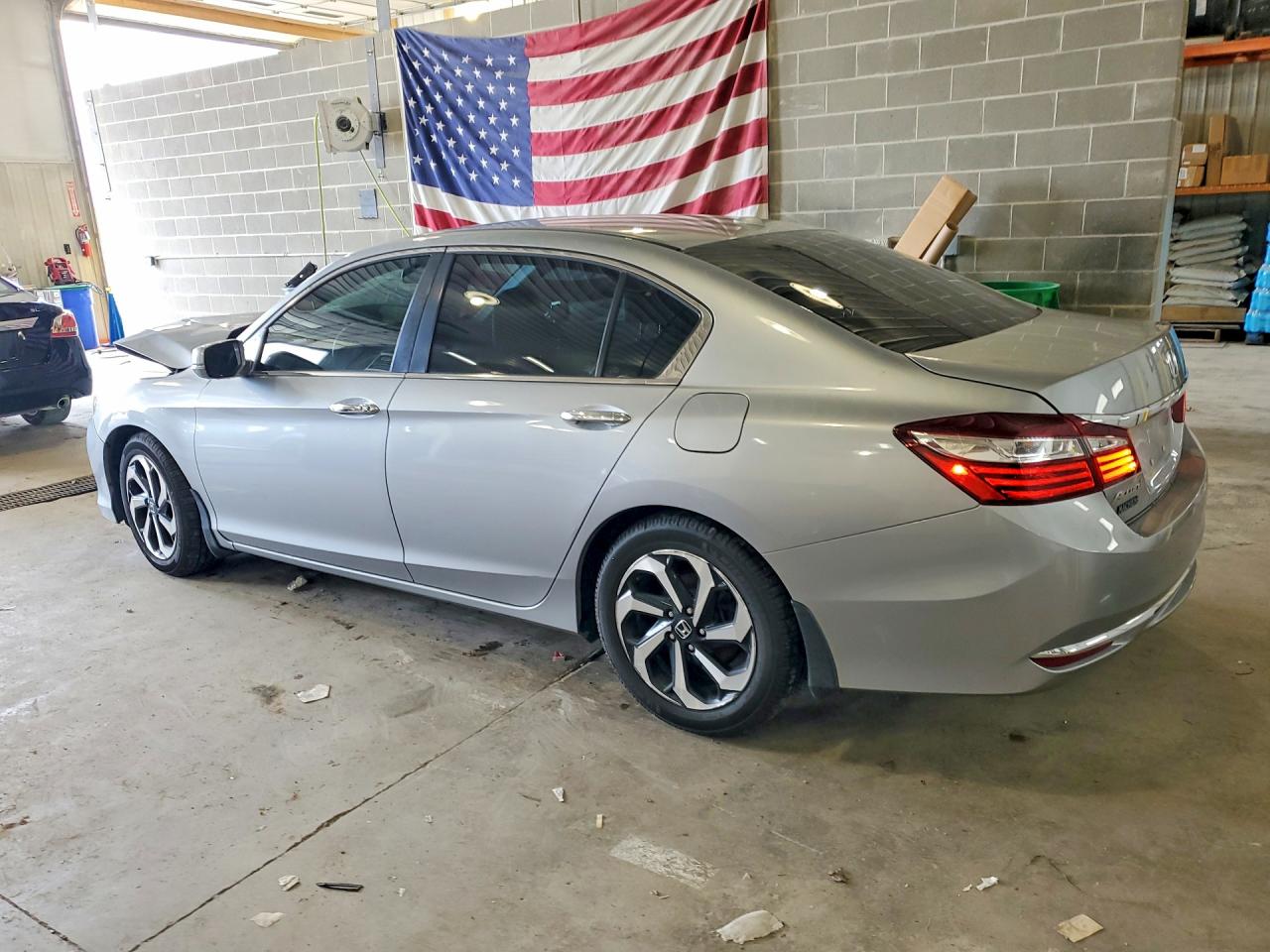 2017 HONDA ACCORD EXL photo 3