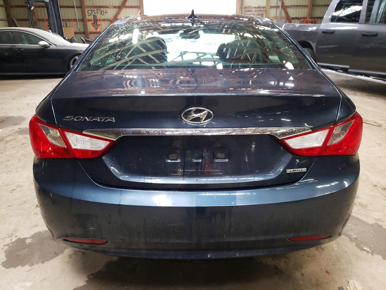 2013 HYUNDAI SONATA SE photo 16