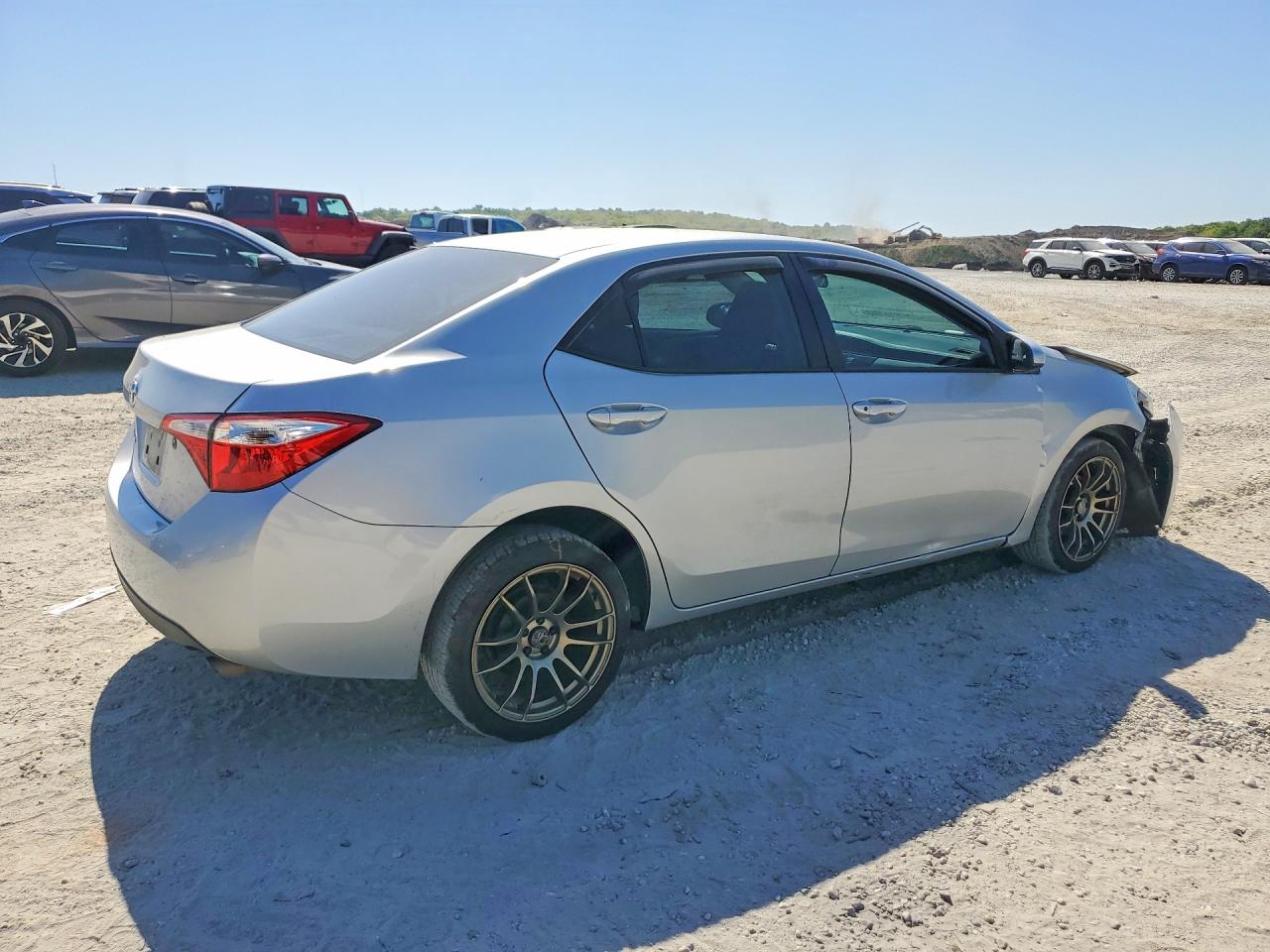 2016 TOYOTA COROLLA L photo 3
