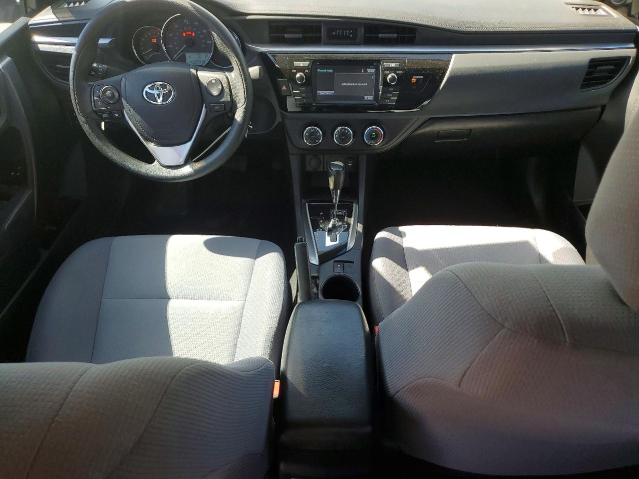 2016 TOYOTA COROLLA L photo 8