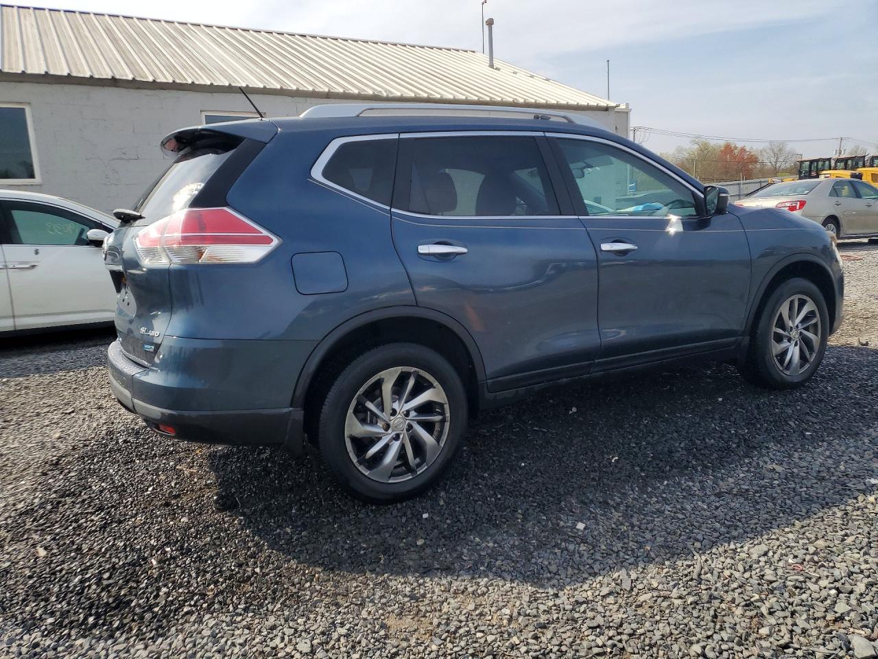2014 NISSAN ROGUE SL photo 5