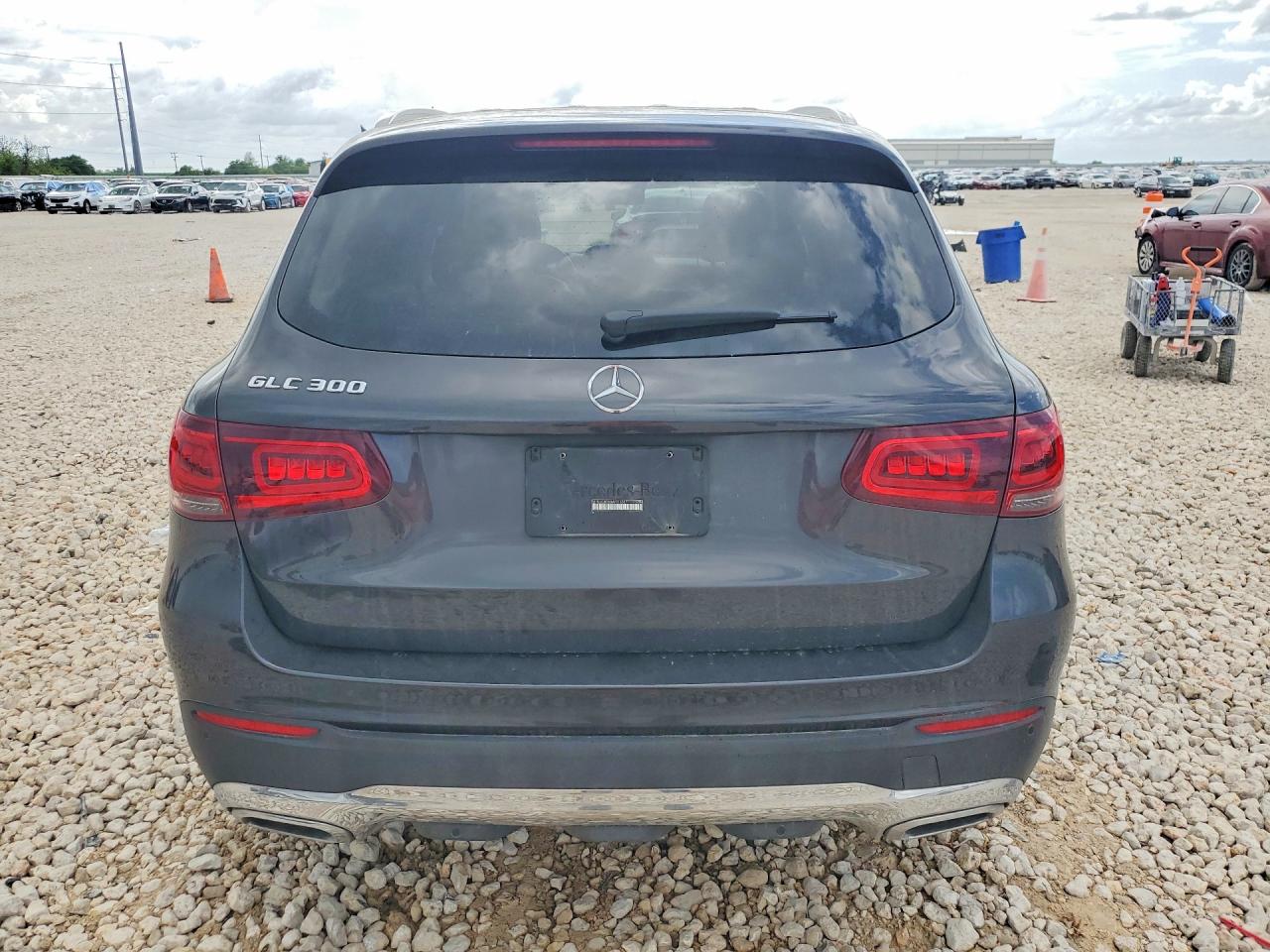 2021 MERCEDES-BENZ GLC 300 photo 16