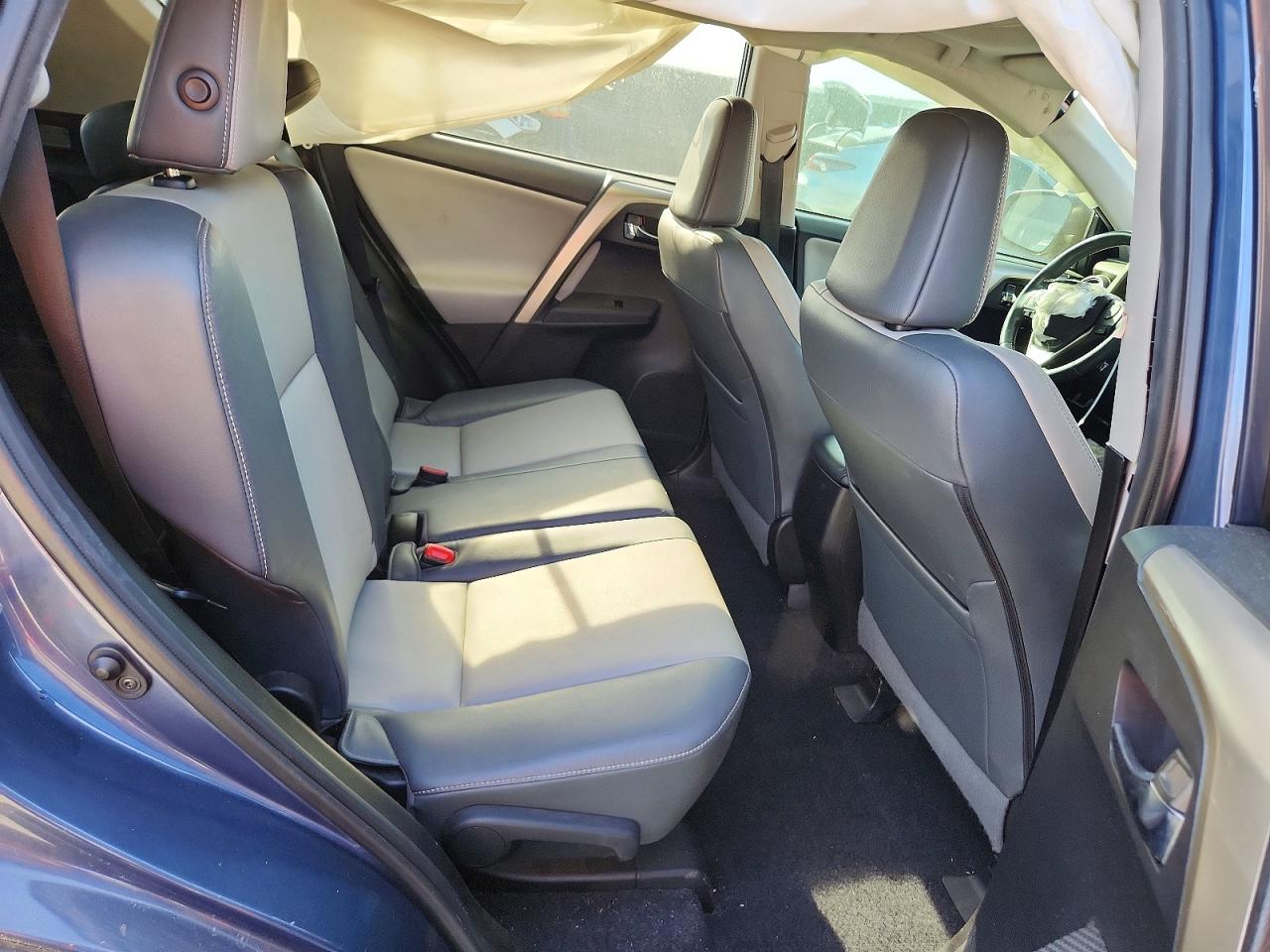 2014 TOYOTA RAV4 LIMITED photo 10