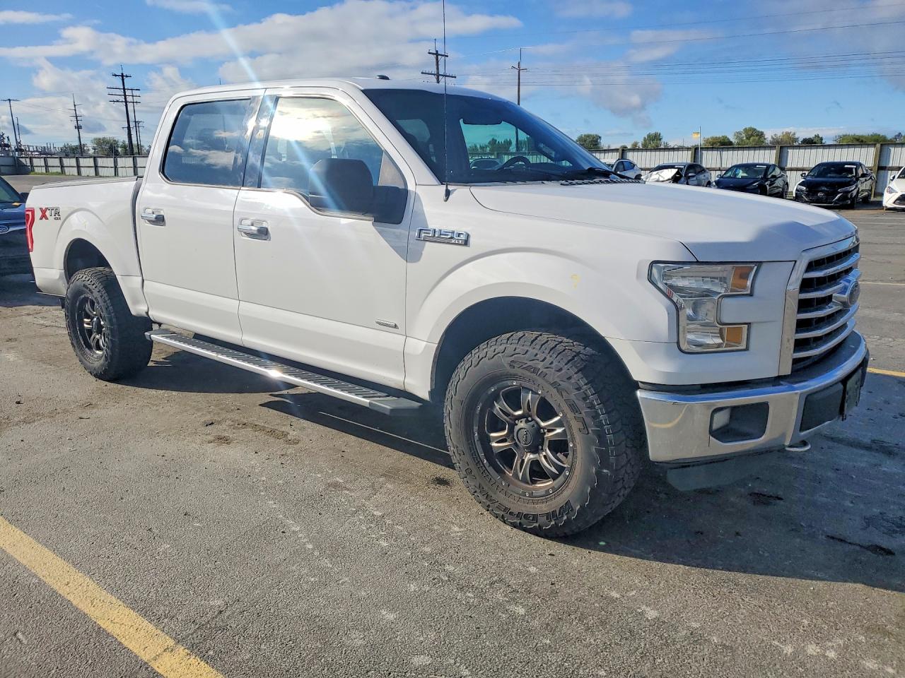 2015 FORD F150 SUPERCREW photo 4
