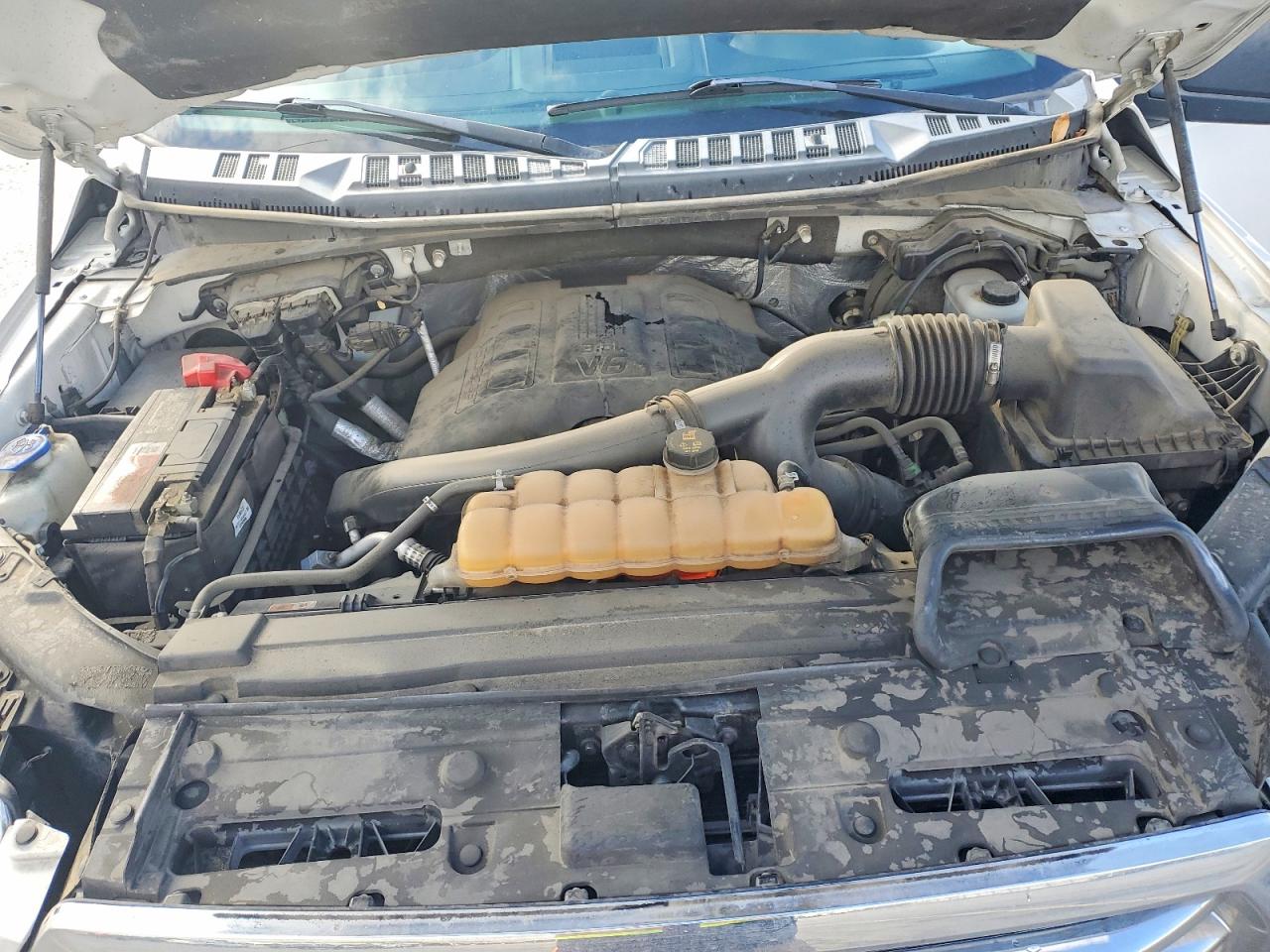 2015 FORD F150 SUPERCREW photo 11