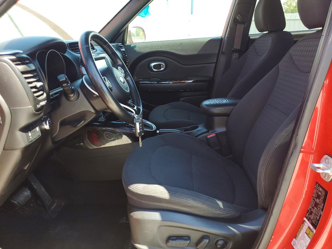 2015 KIA SOUL photo 19
