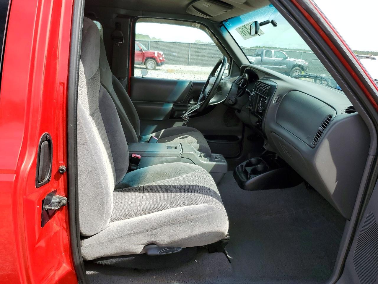 1999 FORD RANGER SUPER CAB photo 28