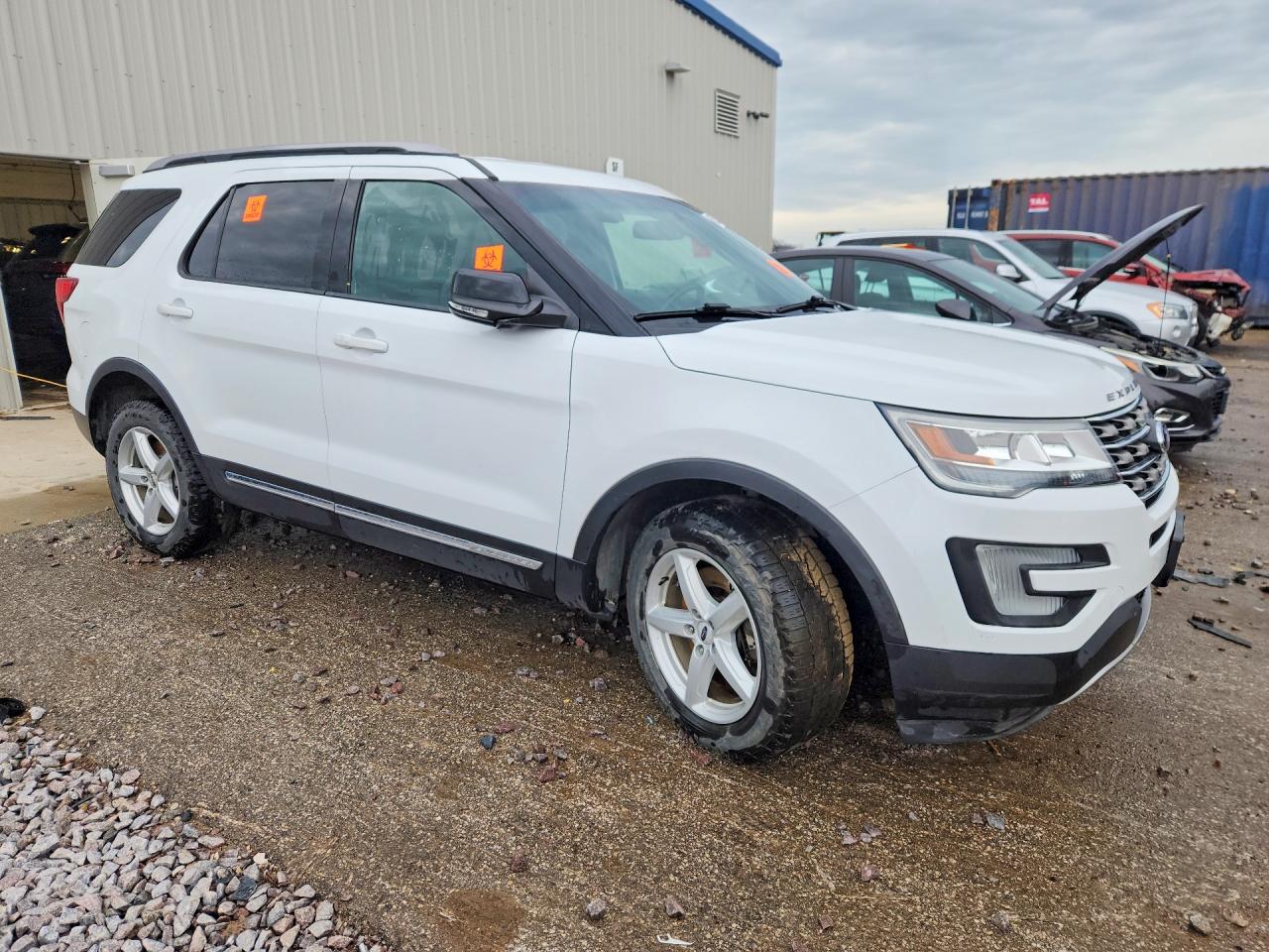 2016 FORD EXPLORER XLT photo 7