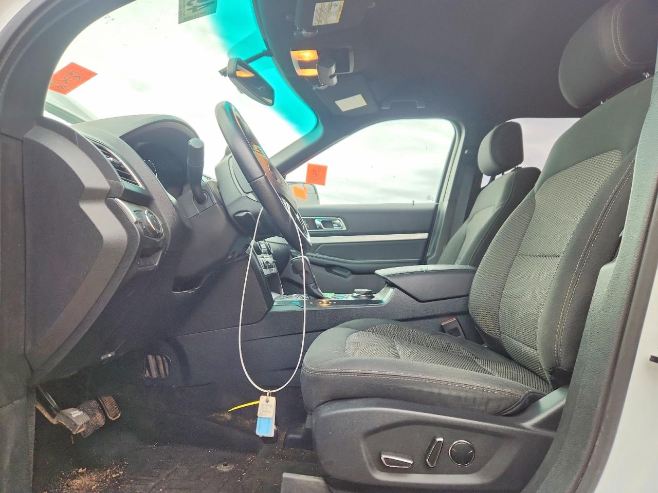 2016 FORD EXPLORER XLT photo 13