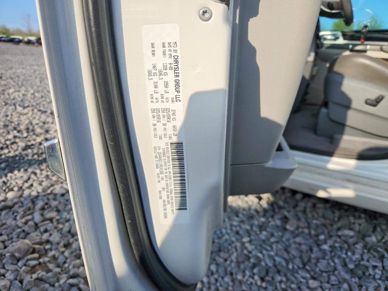 2010 DODGE GRAND CARAVAN SXT photo 40