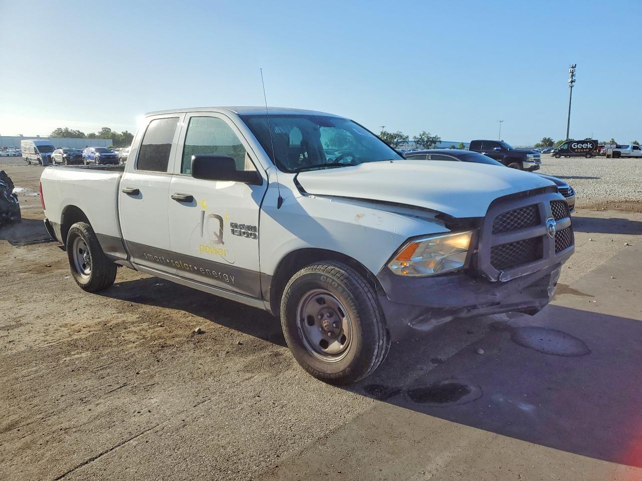 2017 RAM 1500 ST photo 7