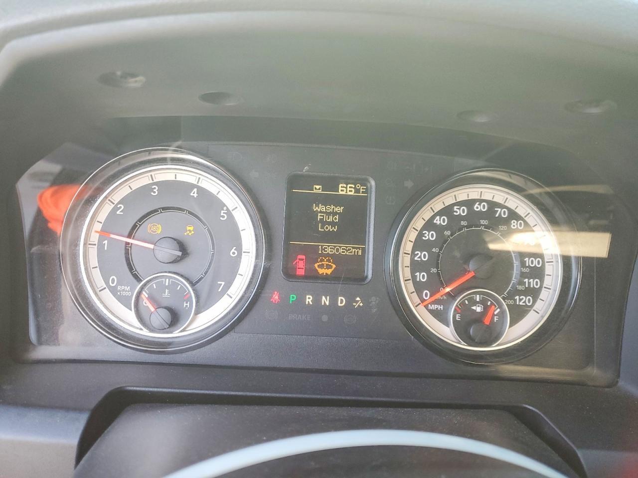 2017 RAM 1500 ST photo 17